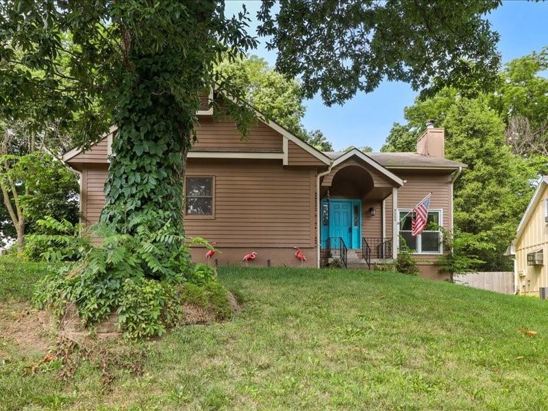 Listing Photo MLS #HMS2555410