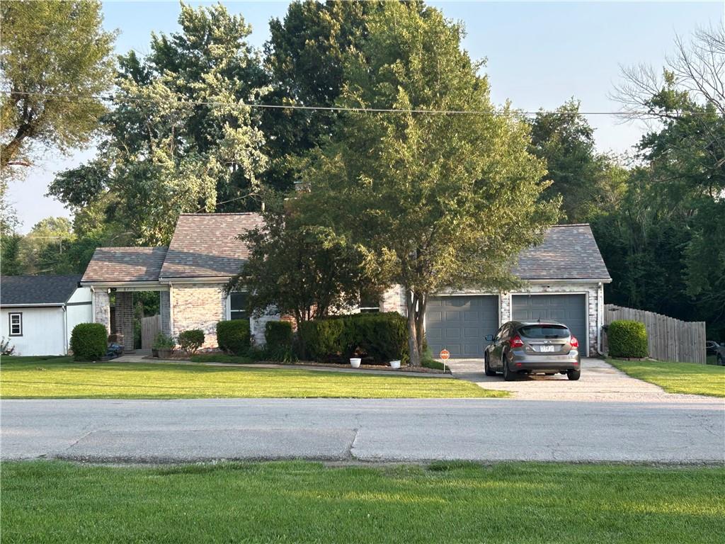 Listing Photo MLS #HMS2555634