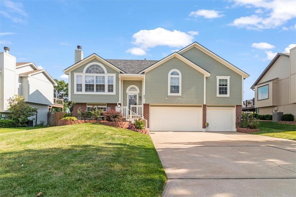 Listing Photo MLS #HMS2555810