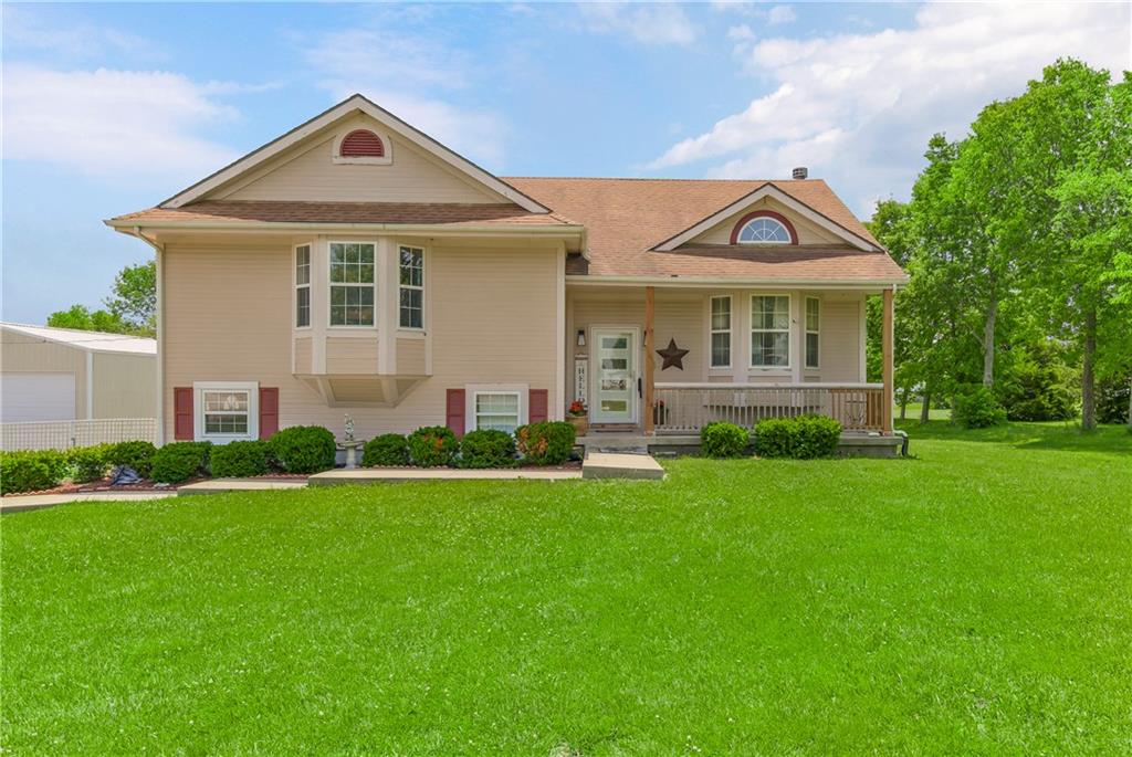 Listing Photo MLS #HMS2555987