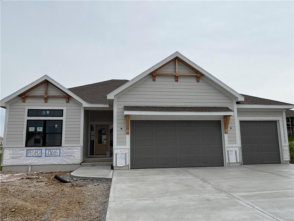 Listing Photo MLS #HMS2556051