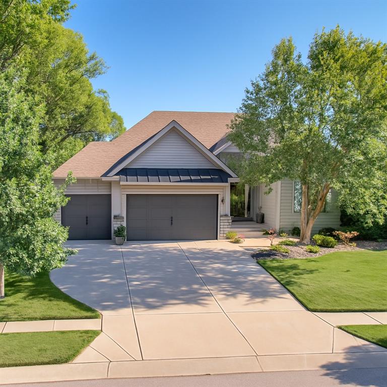 Listing Photo MLS #HMS2556091