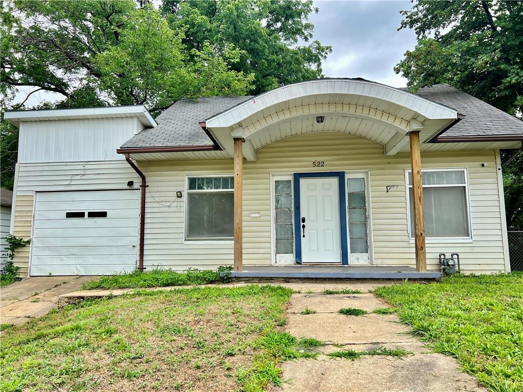Listing Photo MLS #HMS2556119