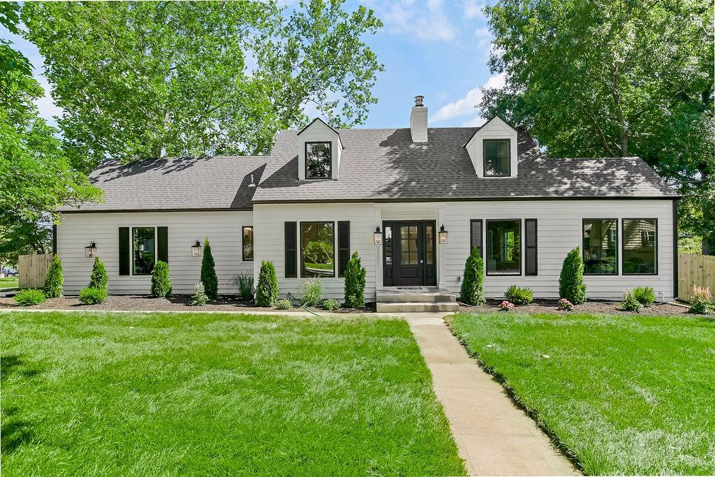 Listing Photo MLS #HMS2556354