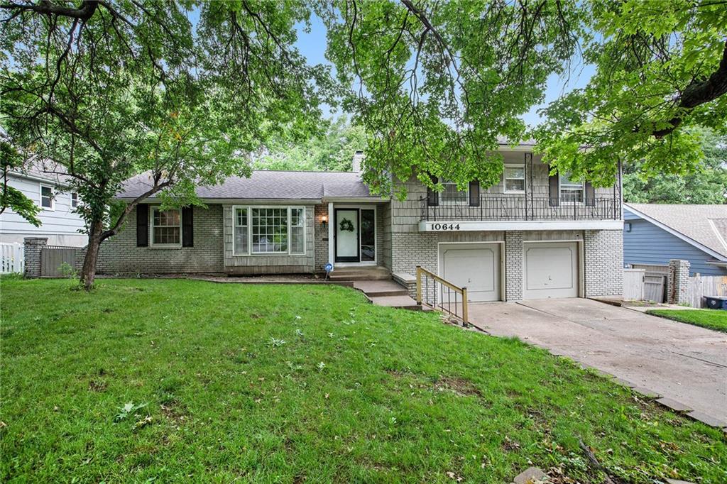 Listing Photo MLS #HMS2556421