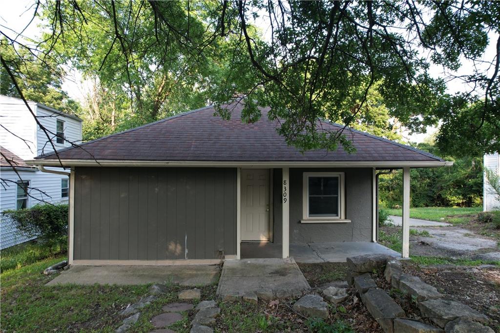 Listing Photo MLS #HMS2556567