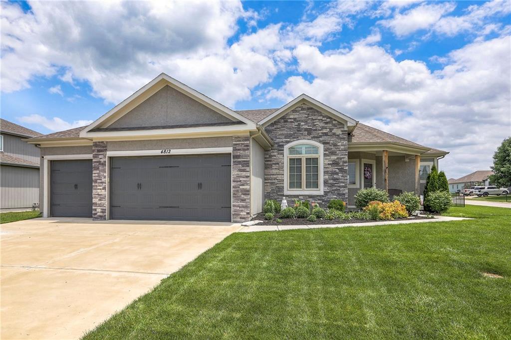 Listing Photo MLS #HMS2556930