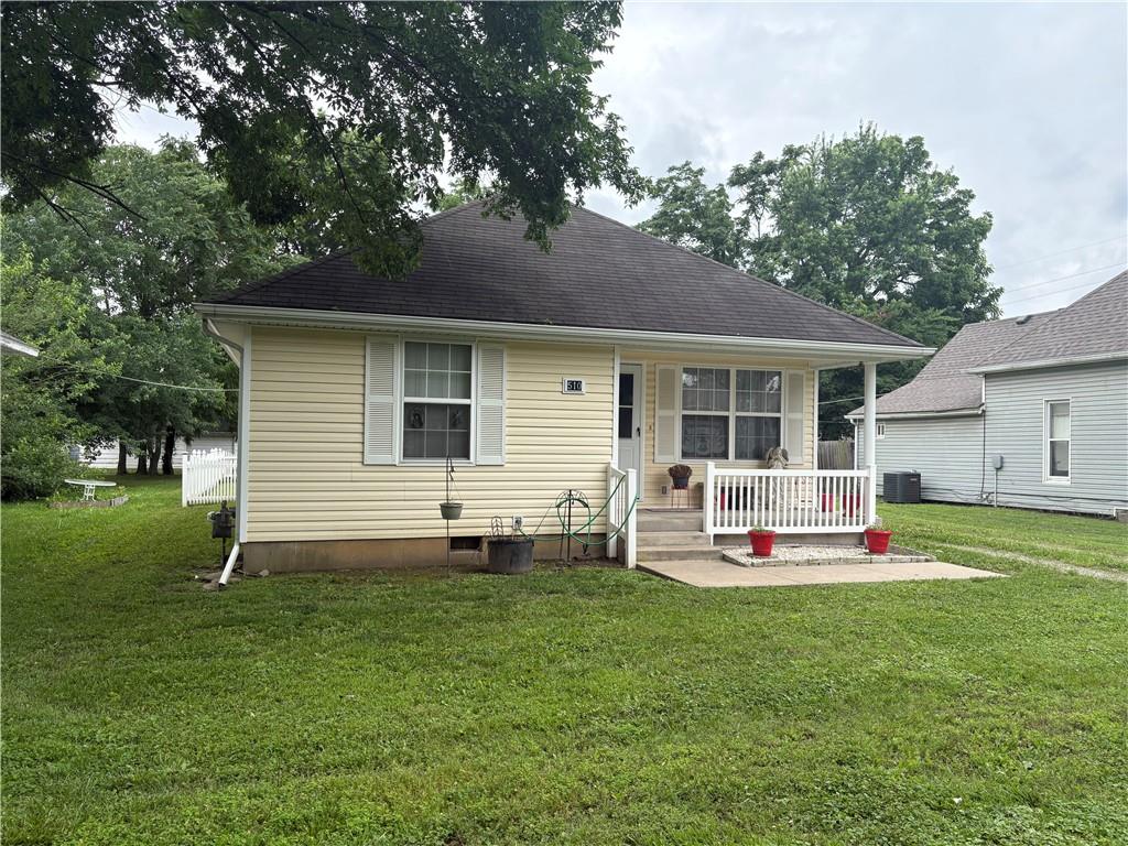 Listing Photo MLS #HMS2556995