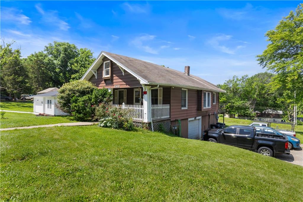 Listing Photo MLS #HMS2557035