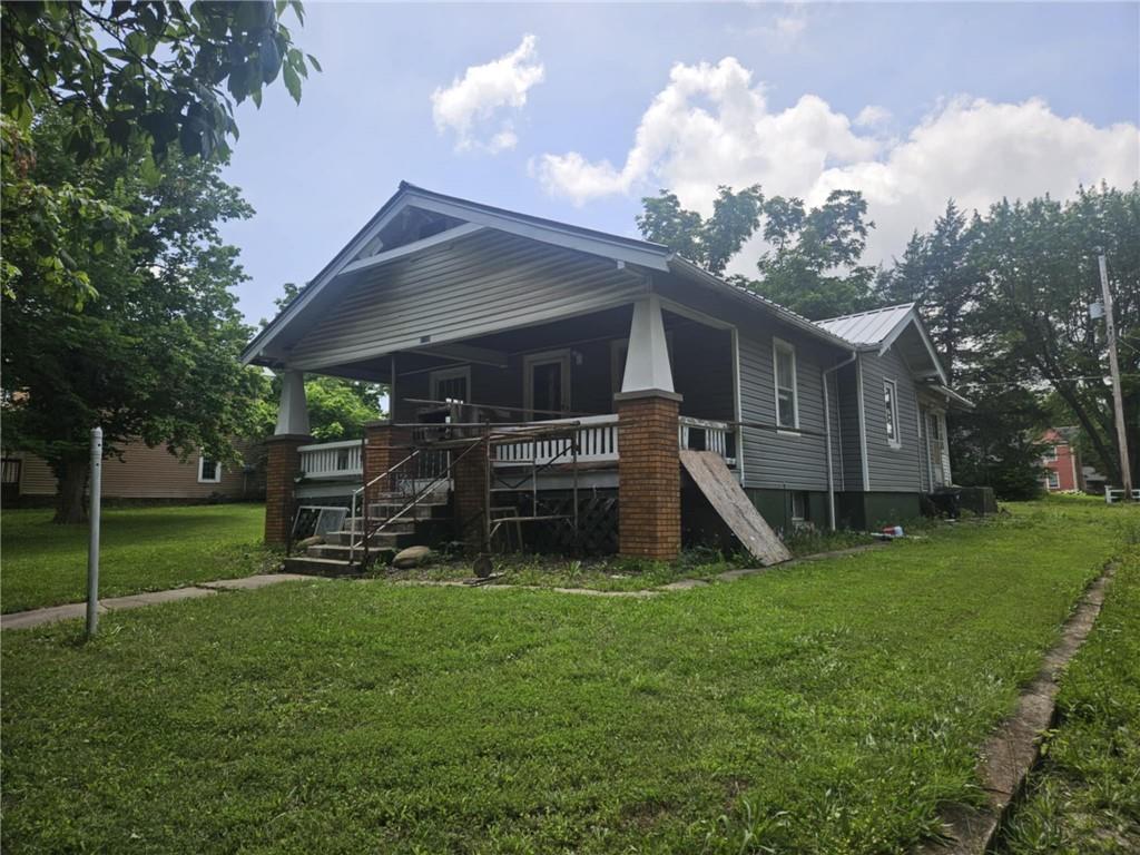 Listing Photo MLS #HMS2557127