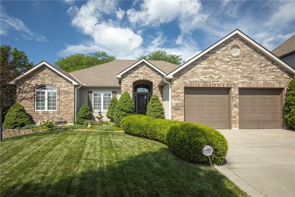Listing Photo MLS #HMS2557131