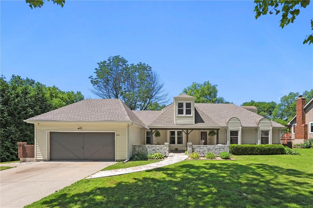 Listing Photo MLS #HMS2557162