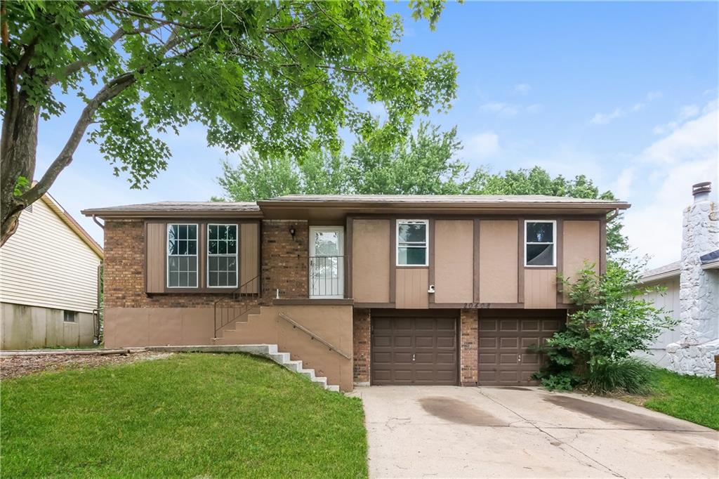 Listing Photo MLS #HMS2557208