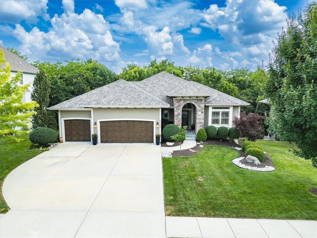 Listing Photo MLS #HMS2557212