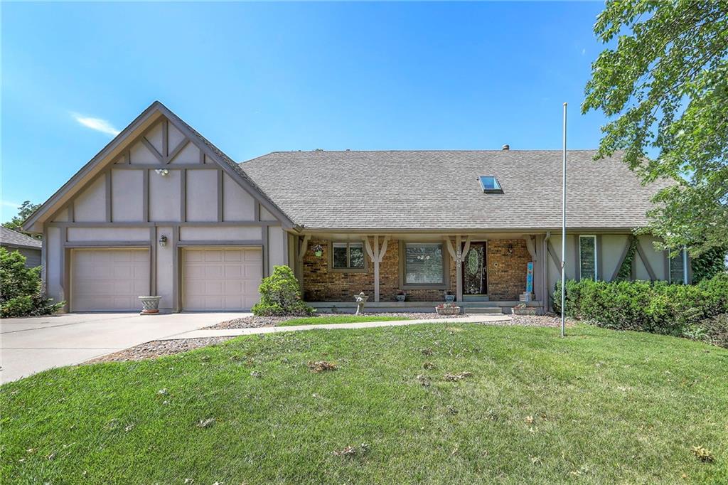 Listing Photo MLS #HMS2557255