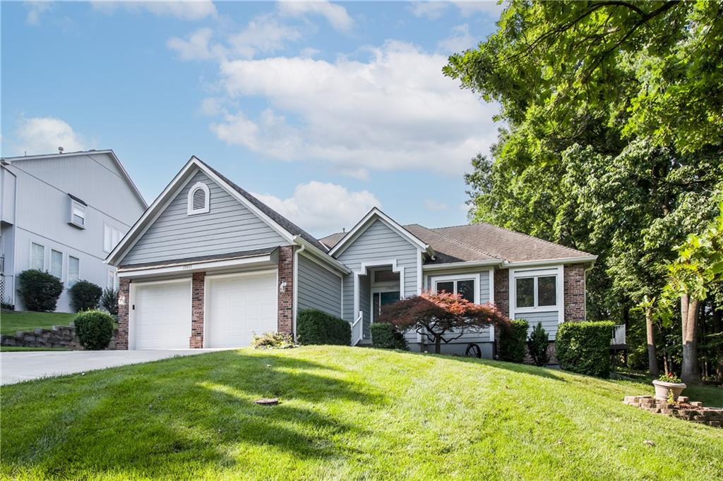 Listing Photo MLS #HMS2557425