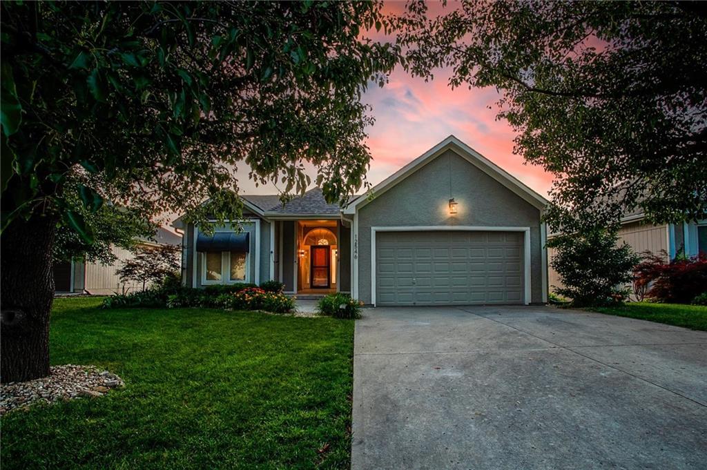 Listing Photo MLS #HMS2557426