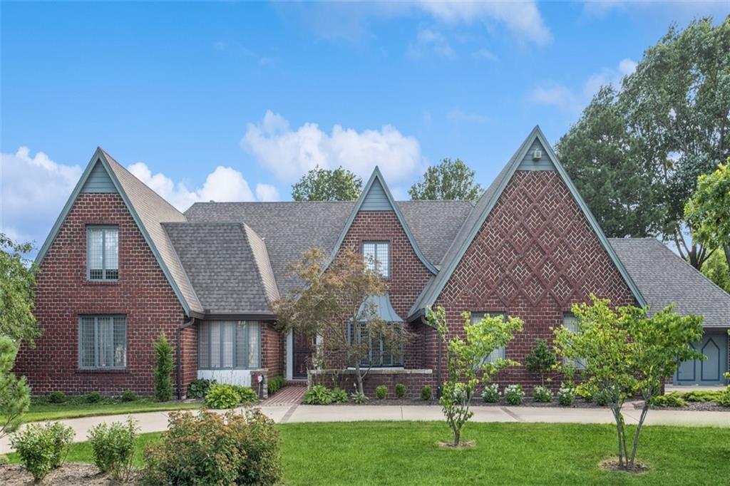 Listing Photo MLS #HMS2557516
