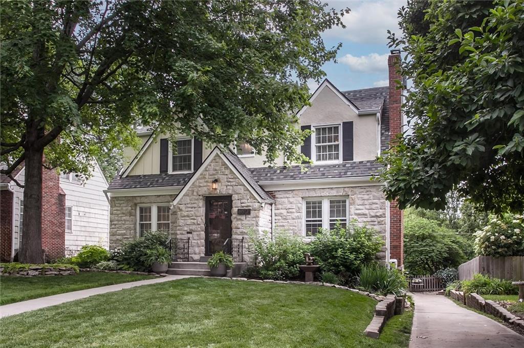 Listing Photo MLS #HMS2557524