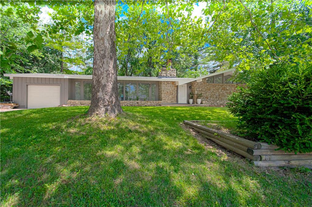 Listing Photo MLS #HMS2557651