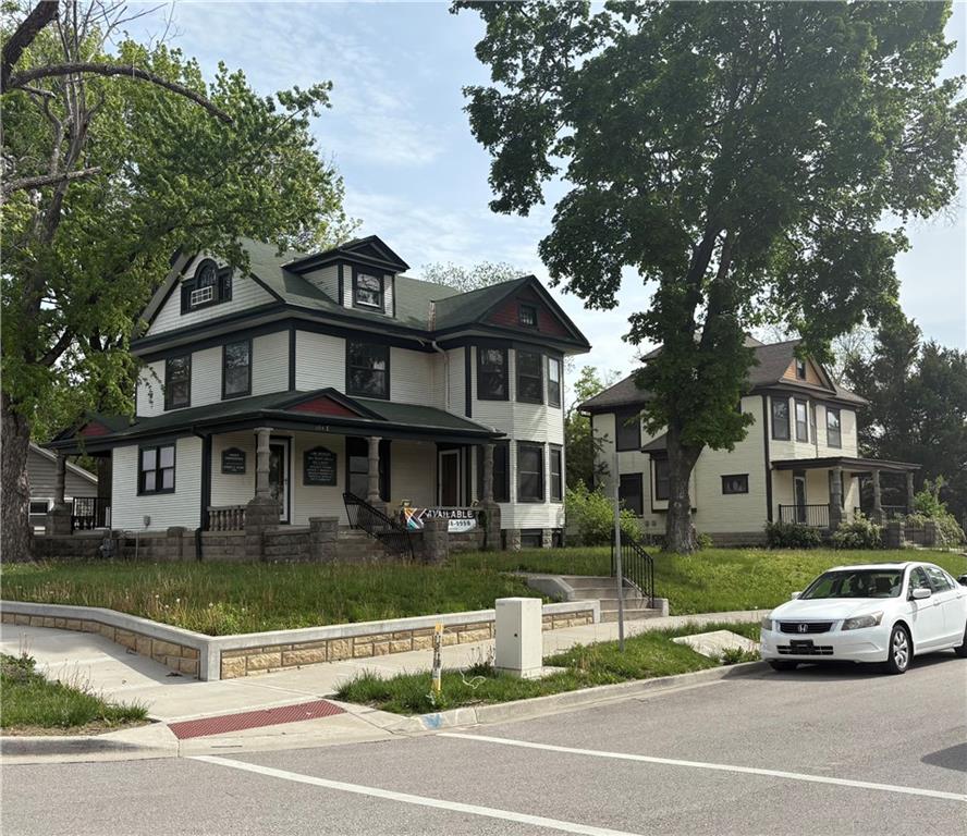 Listing Photo MLS #HMS2557655