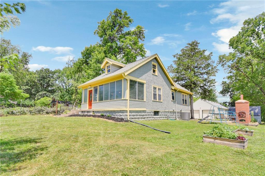 Listing Photo MLS #HMS2557730