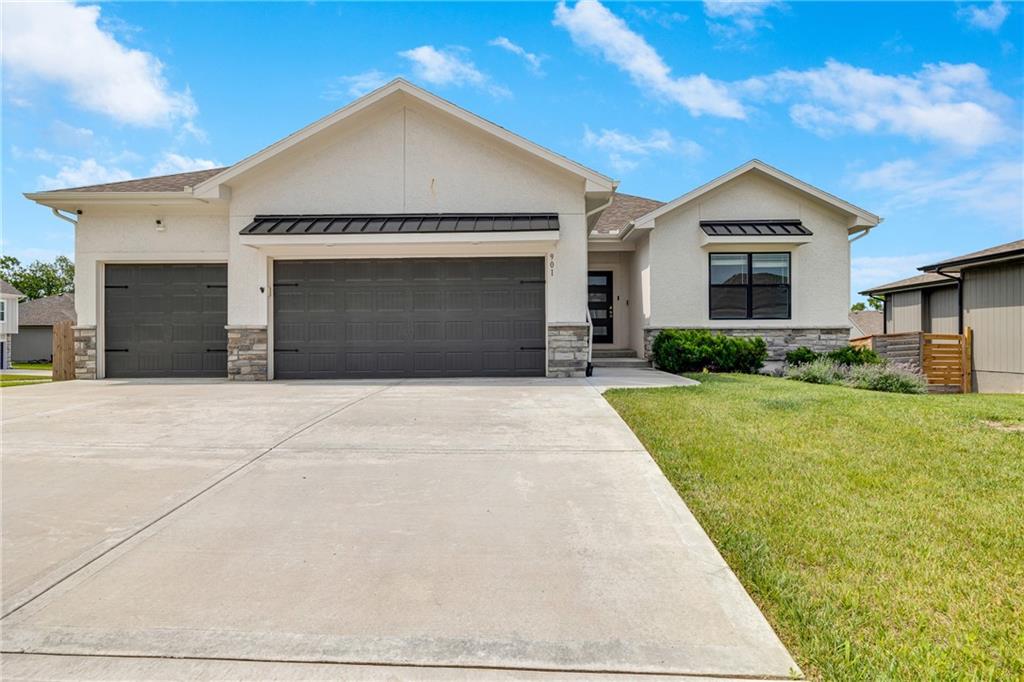 Listing Photo MLS #HMS2557762