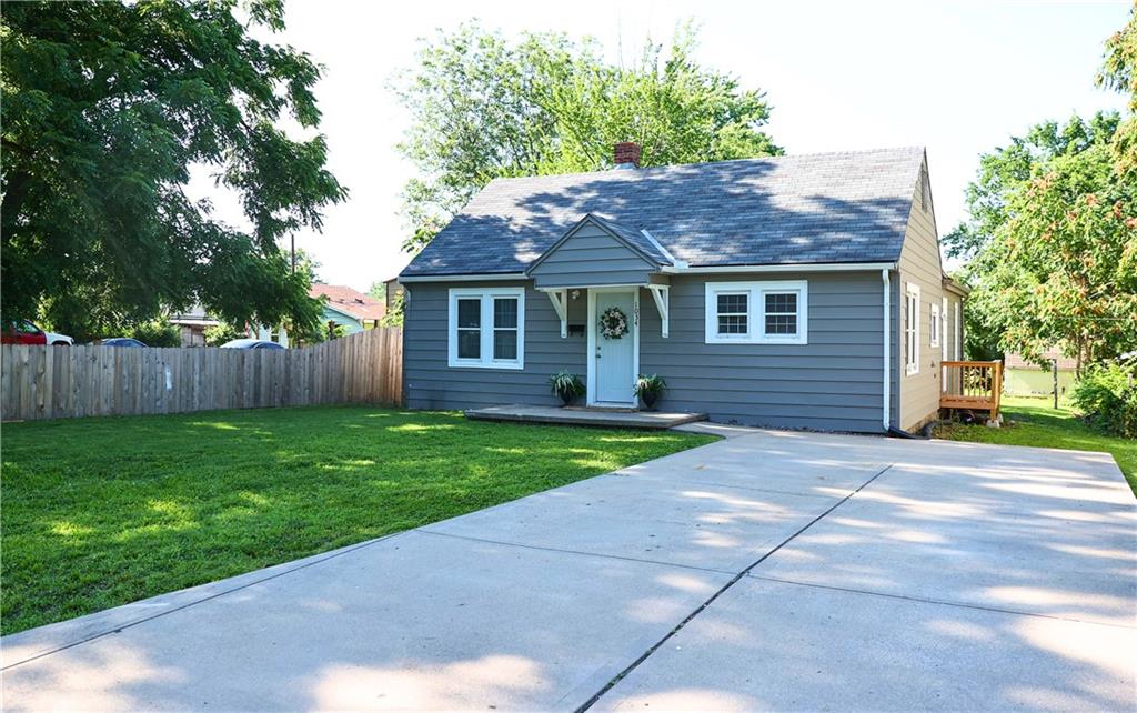 Listing Photo MLS #HMS2557768
