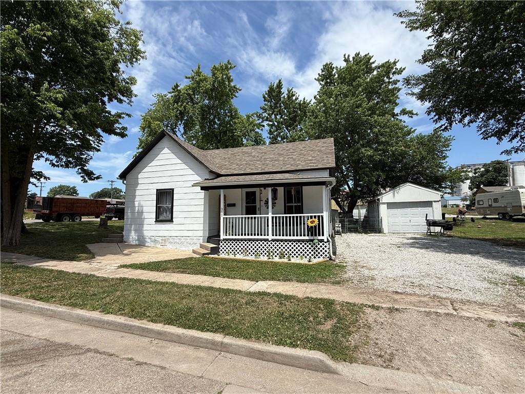 Listing Photo MLS #HMS2557823