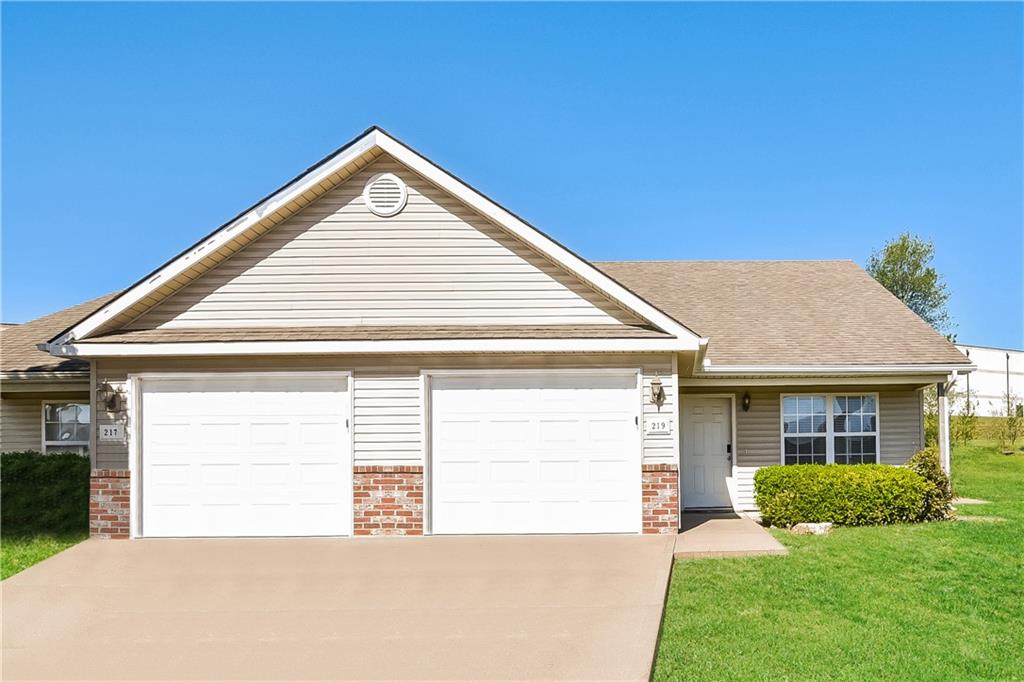 Listing Photo MLS #HMS2557839