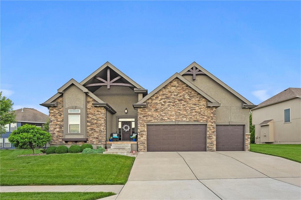 Listing Photo MLS #HMS2557845