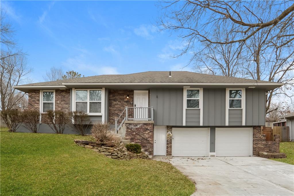 Listing Photo MLS #HMS2557856
