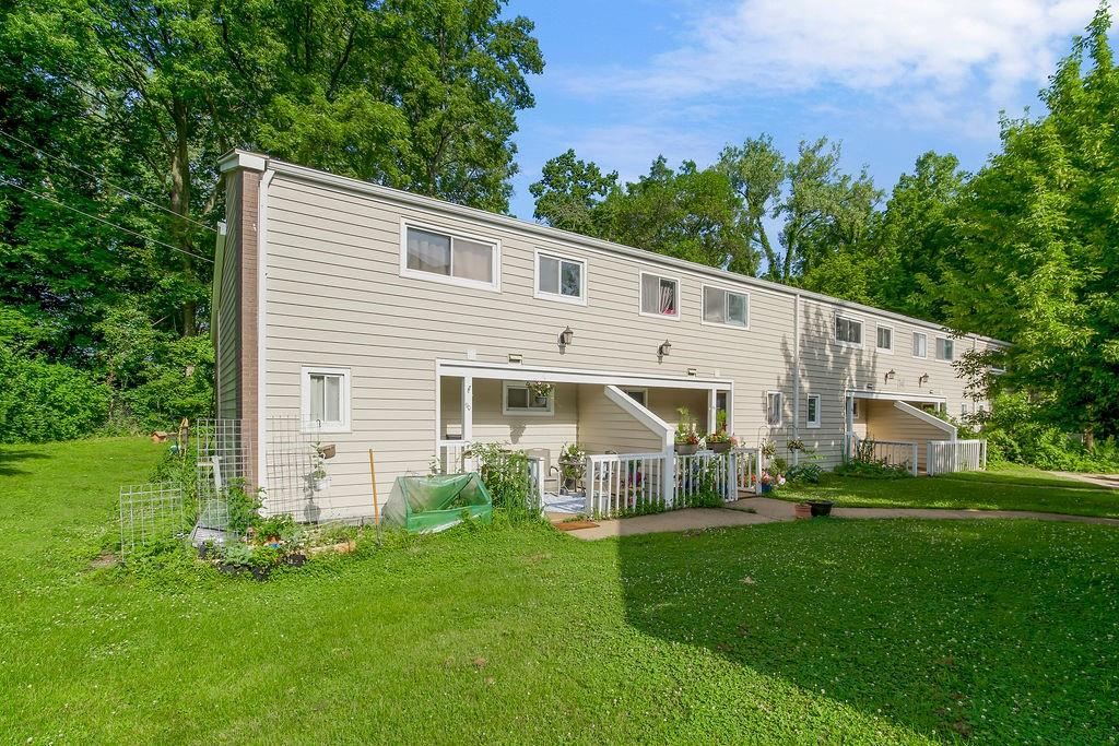 Listing Photo MLS #HMS2557858