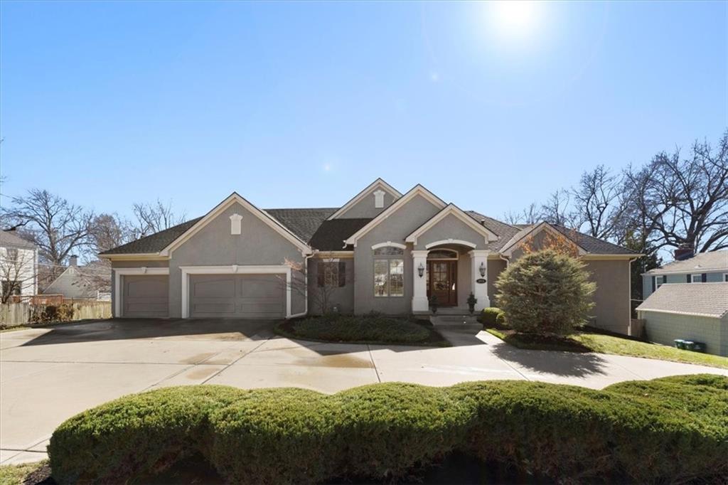 Listing Photo MLS #HMS2557863