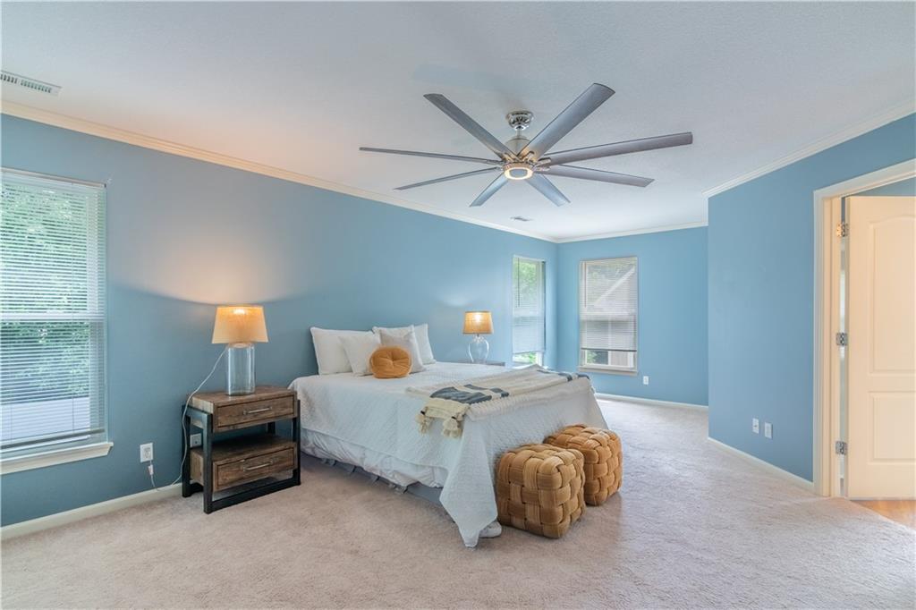 Listing Photo MLS #HMS2557907