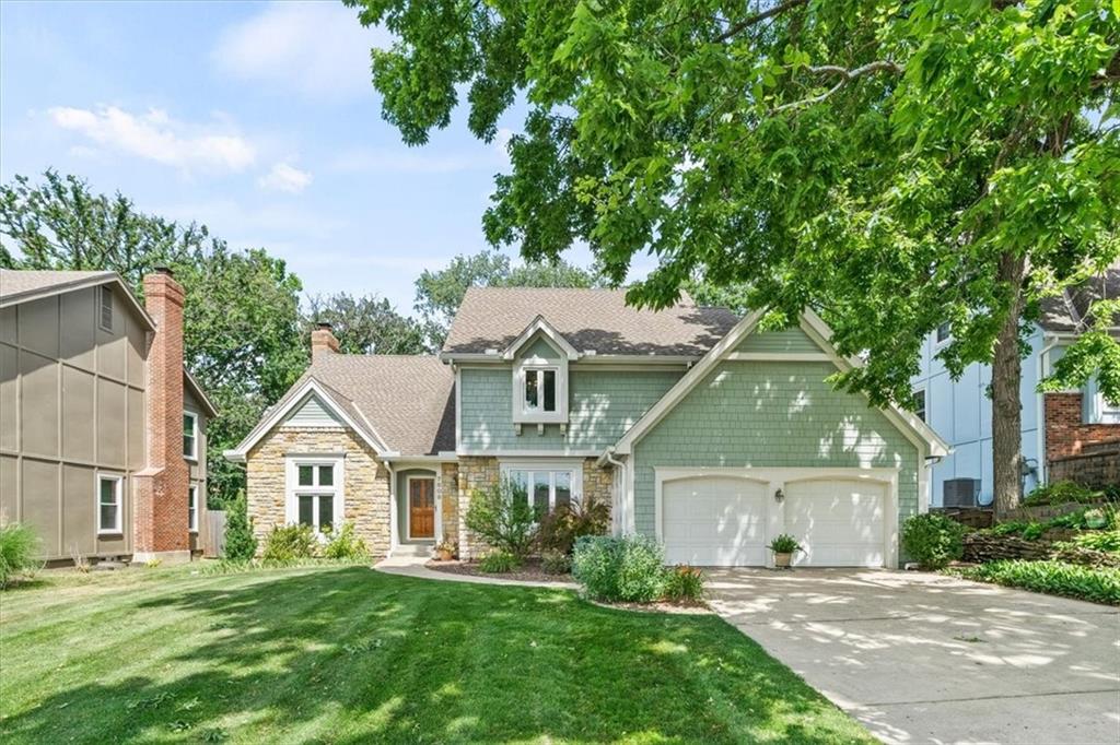 Listing Photo MLS #HMS2557916
