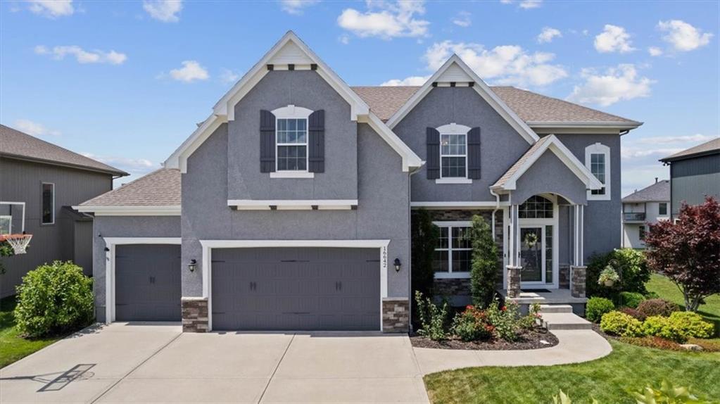 Listing Photo MLS #HMS2557977