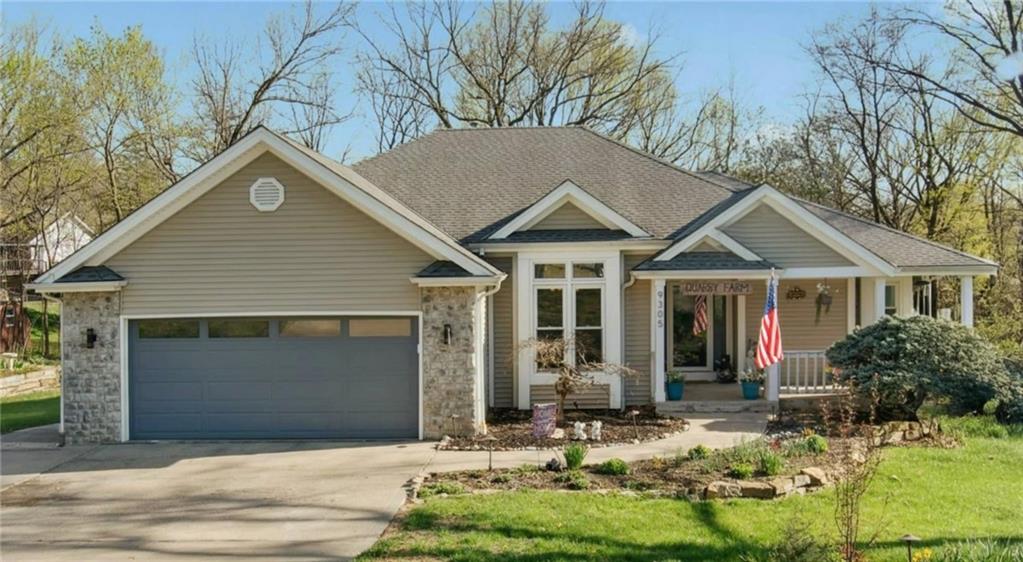 Listing Photo MLS #HMS2557982
