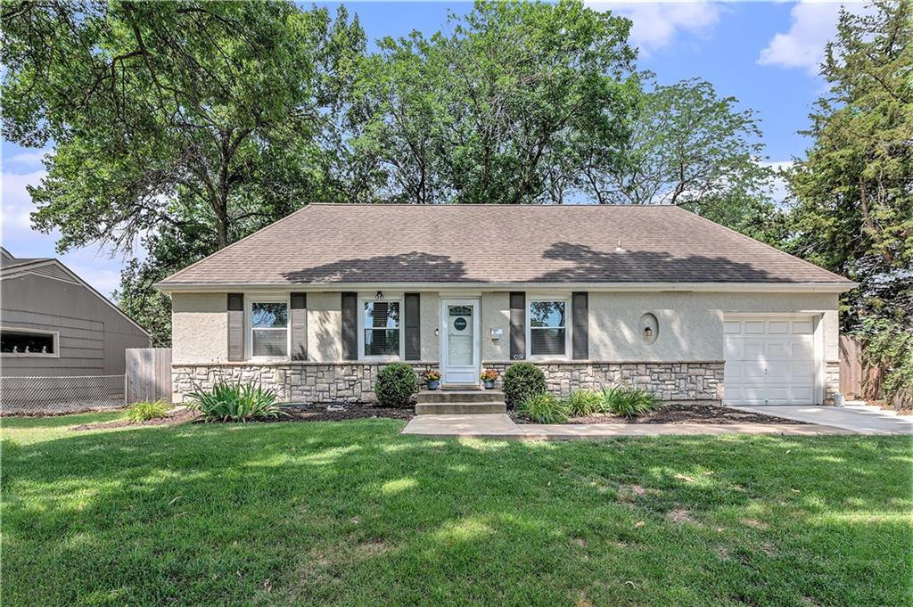 Listing Photo MLS #HMS2557988
