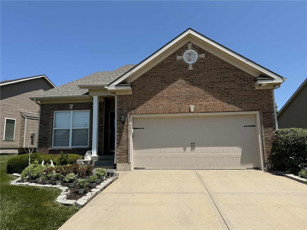 Listing Photo MLS #HMS2557998