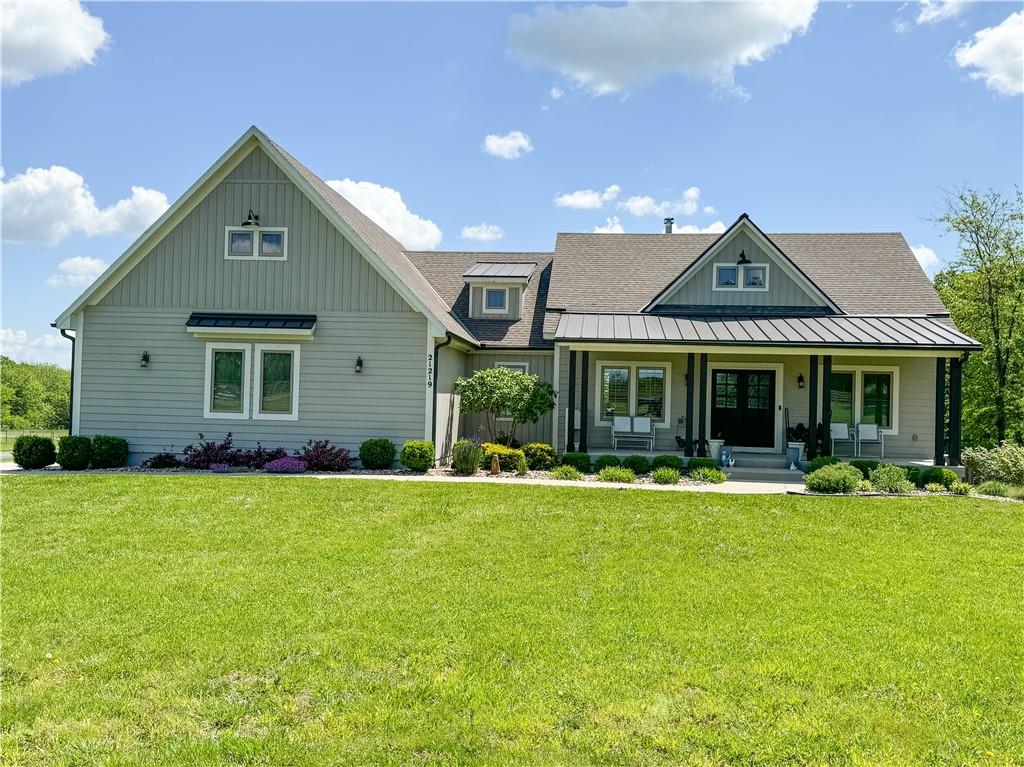 Listing Photo MLS #HMS2558051