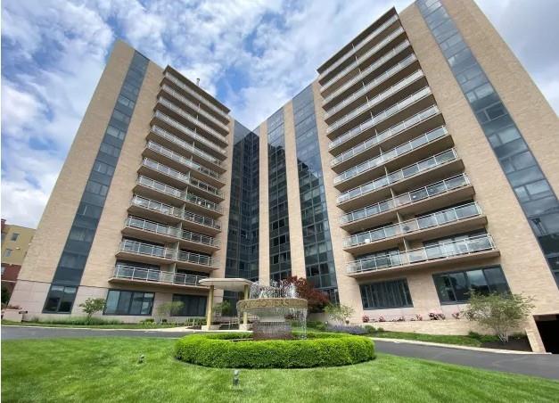 Listing Photo MLS #HMS2558080