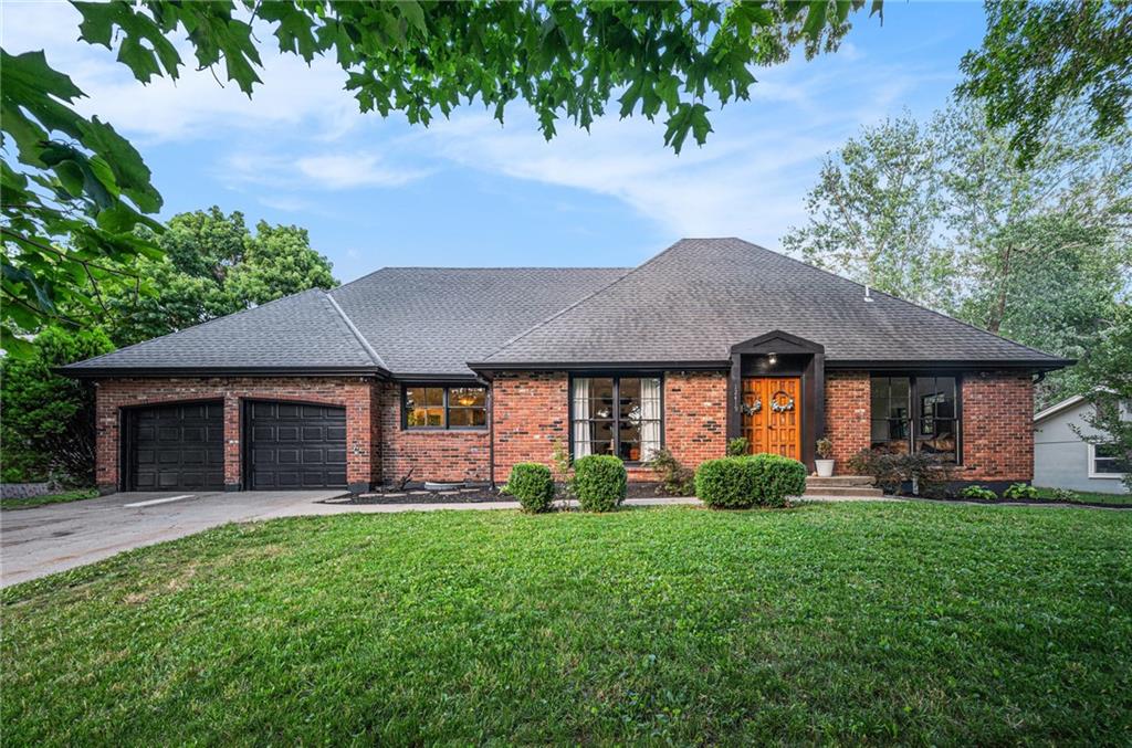 Listing Photo MLS #HMS2558087