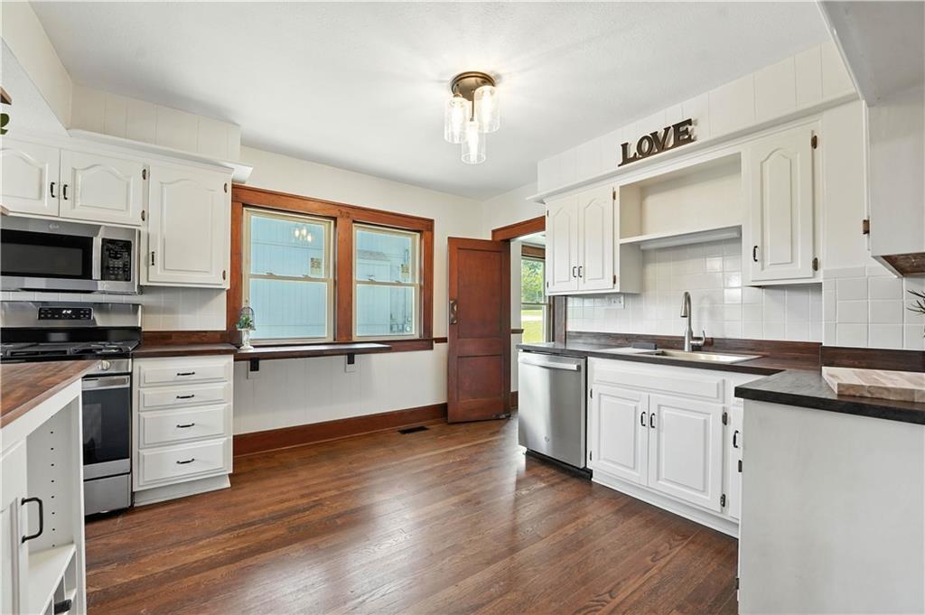 Listing Photo MLS #HMS2558089