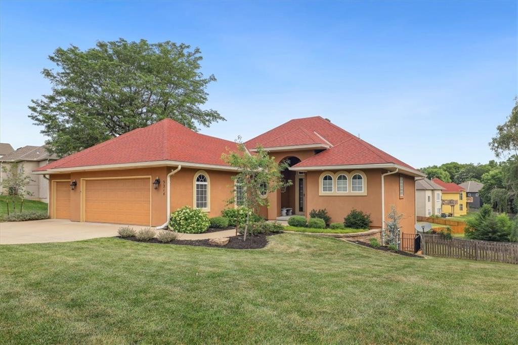 Listing Photo MLS #HMS2558127