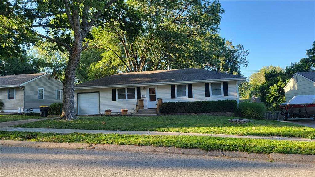 Listing Photo MLS #HMS2558131