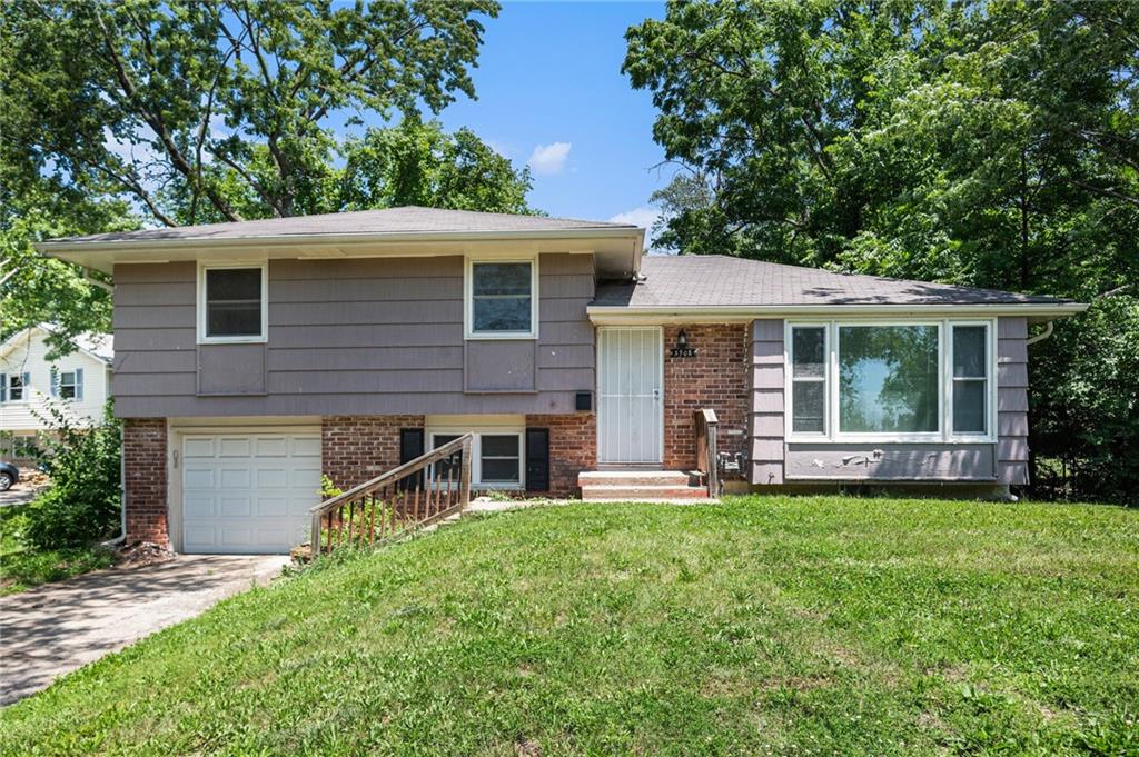 Listing Photo MLS #HMS2558181