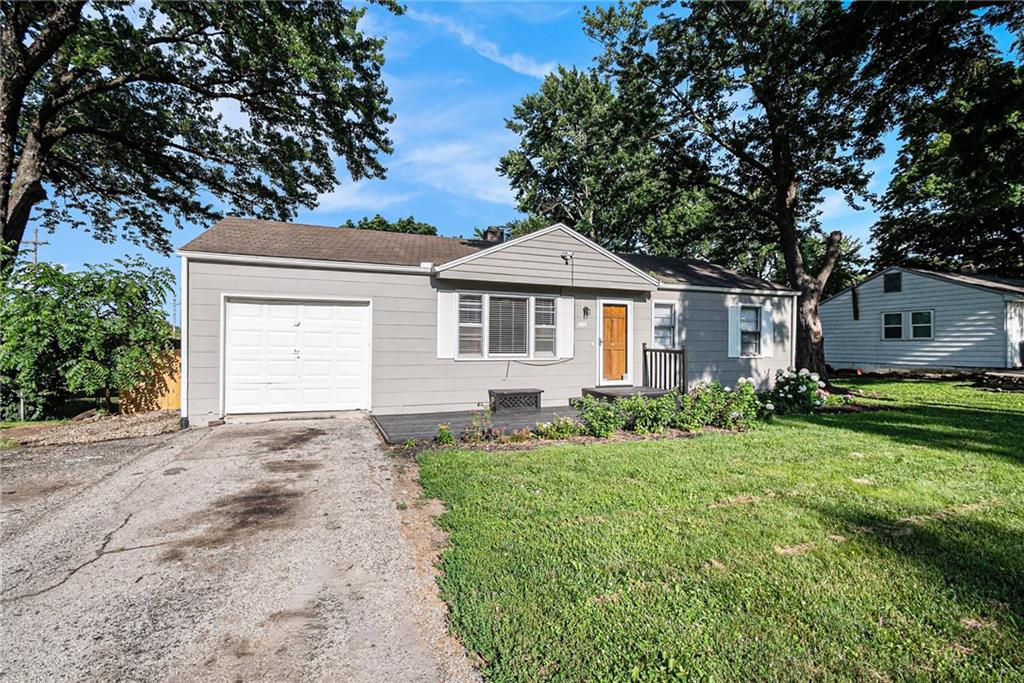 Listing Photo MLS #HMS2558186