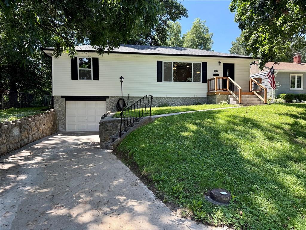 Listing Photo MLS #HMS2558304