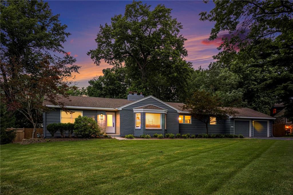 Listing Photo MLS #HMS2558307